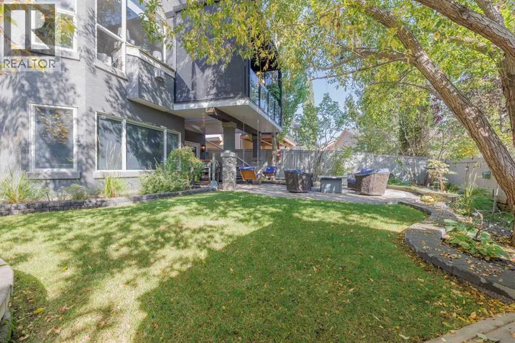 108 Mt Alberta View SE