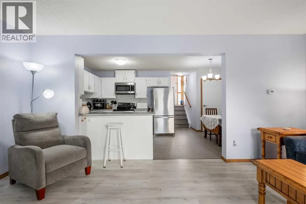 147 Somervale Park SW