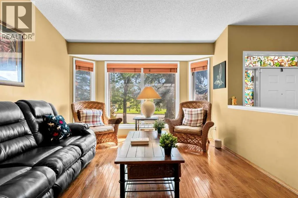 87 Sun Harbour Close SE
