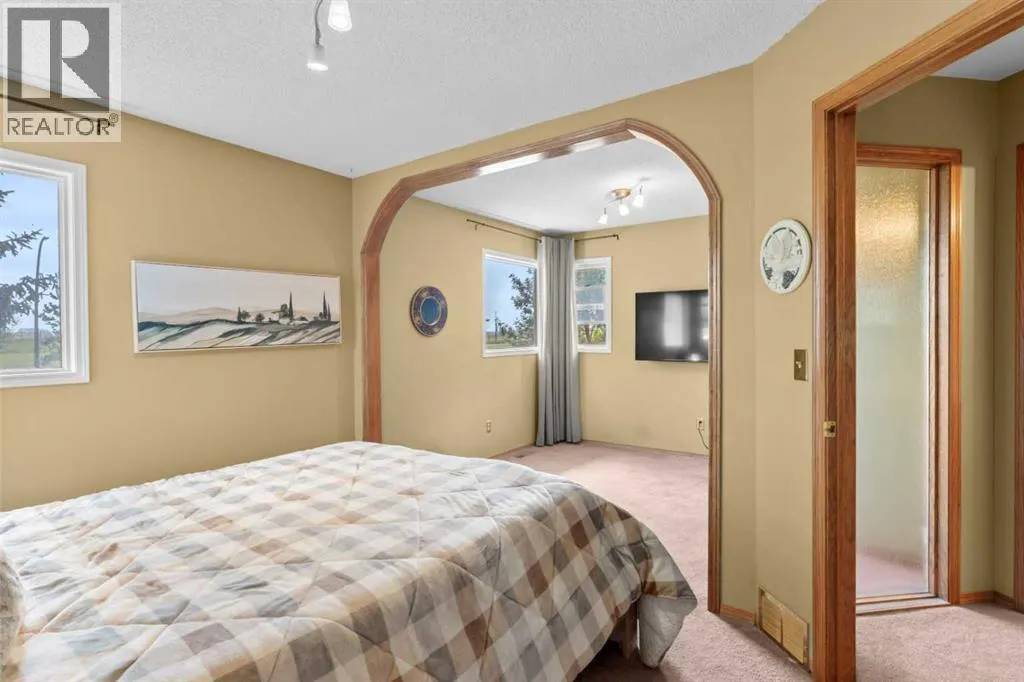 87 Sun Harbour Close SE