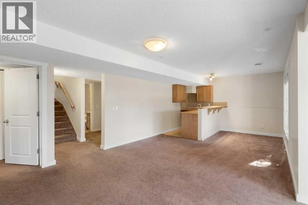 139 Coopers Hill SW