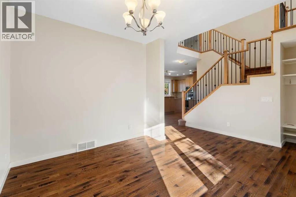 139 Coopers Hill SW