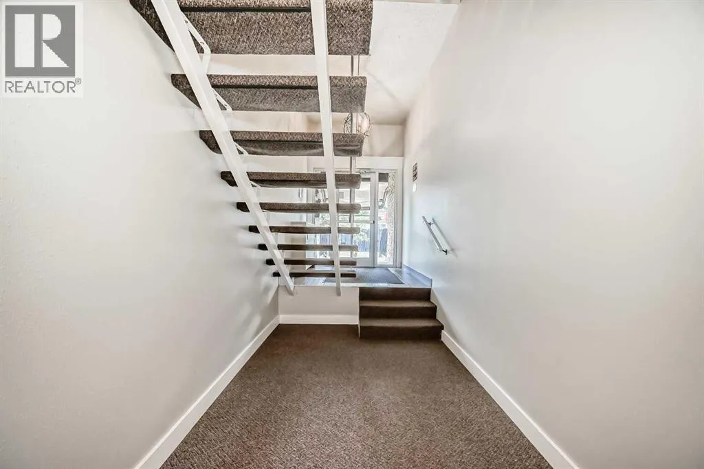 4A, 80 Galbraith Drive SW