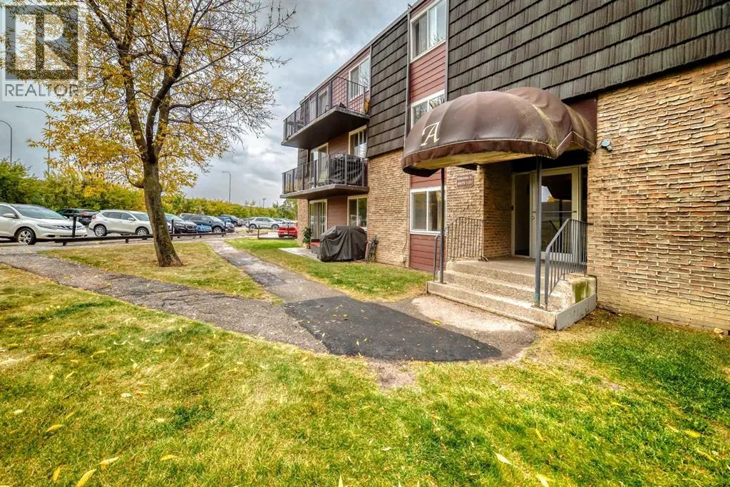 4A, 80 Galbraith Drive SW