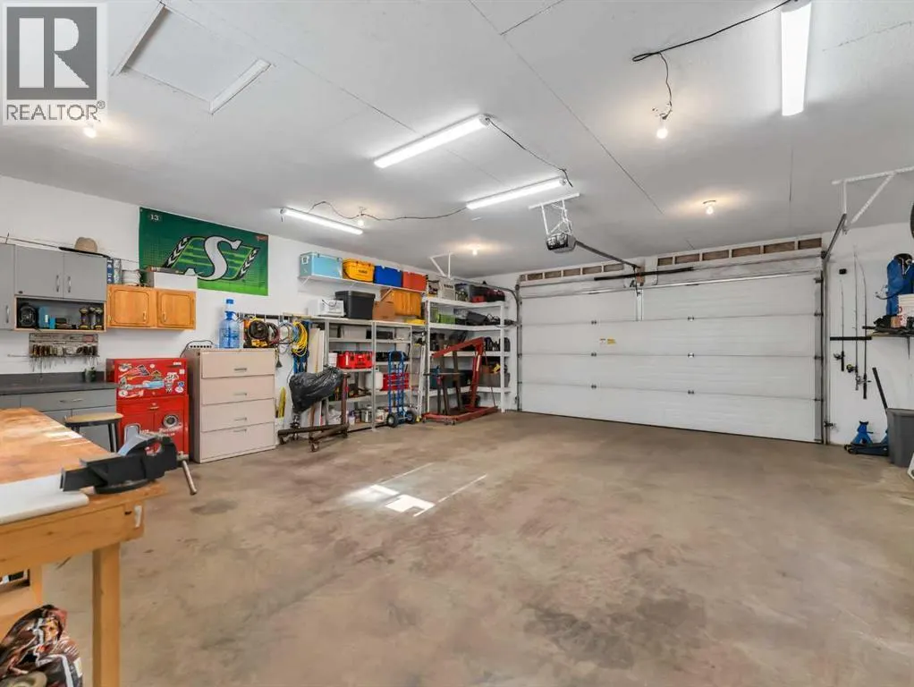 148 Cypress Way SE