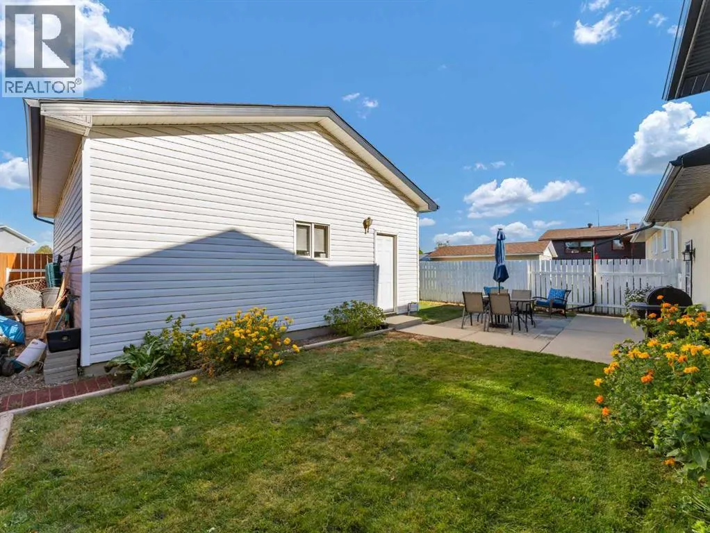 148 Cypress Way SE