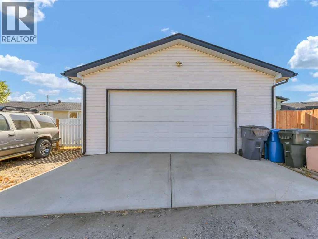 148 Cypress Way SE