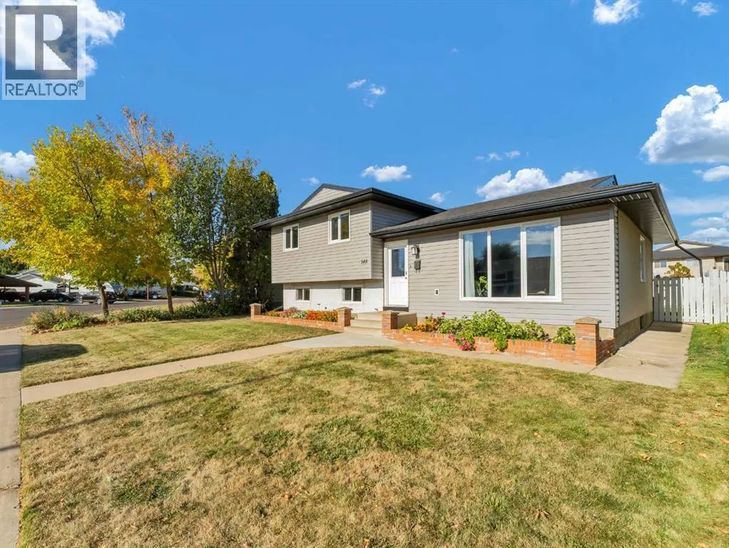 148 Cypress Way SE