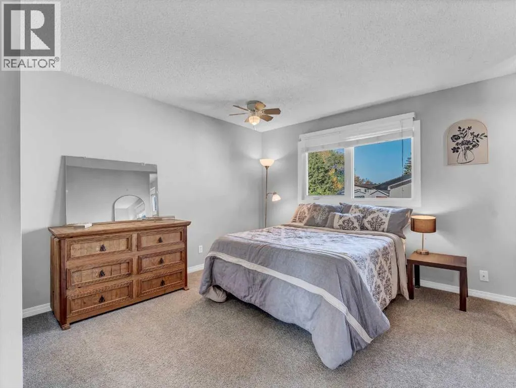 148 Cypress Way SE