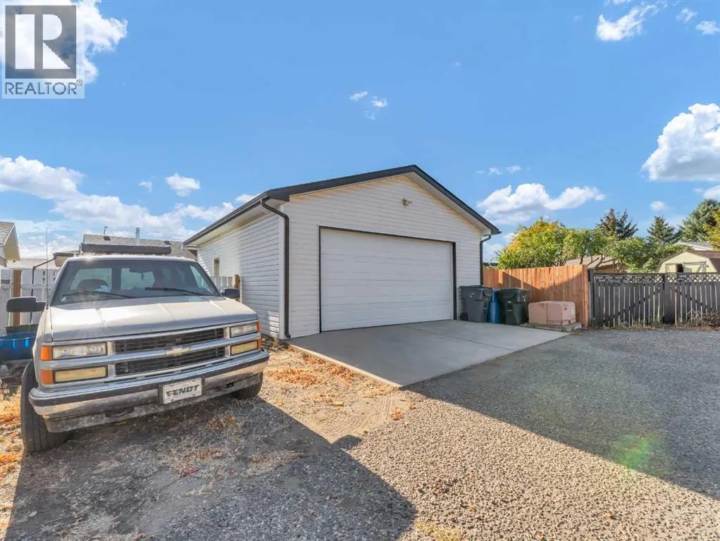 148 Cypress Way SE