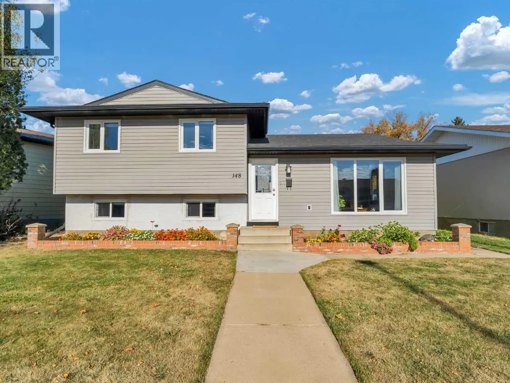 148 Cypress Way SE