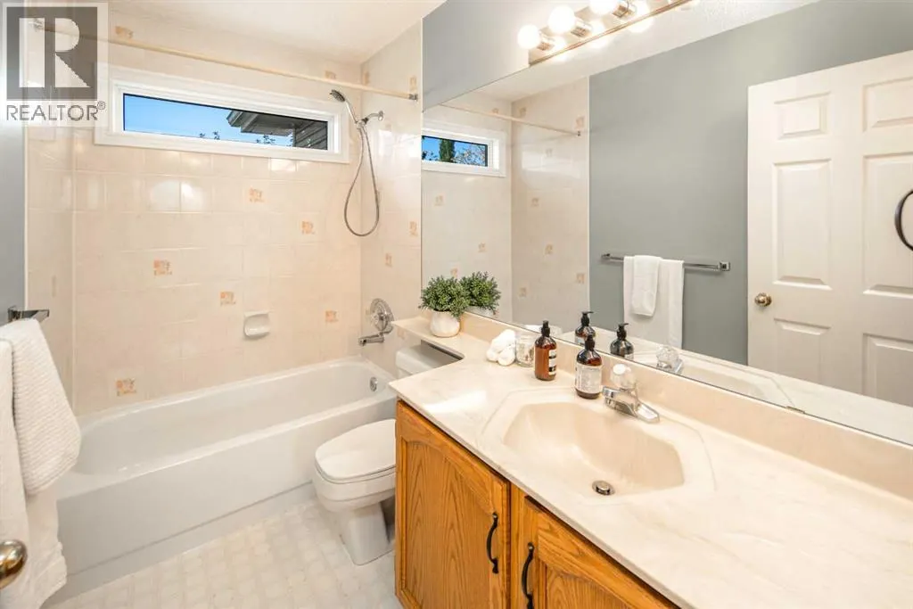 254 Sierra Vista Terrace SW