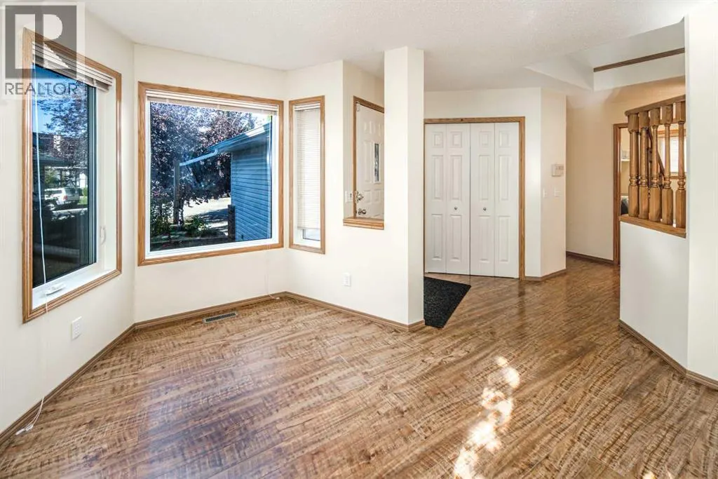 254 Sierra Vista Terrace SW