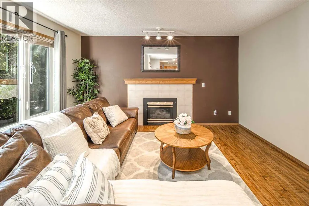 254 Sierra Vista Terrace SW