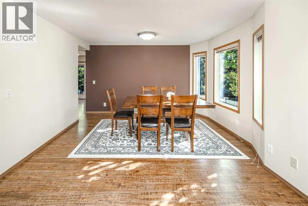 254 Sierra Vista Terrace SW
