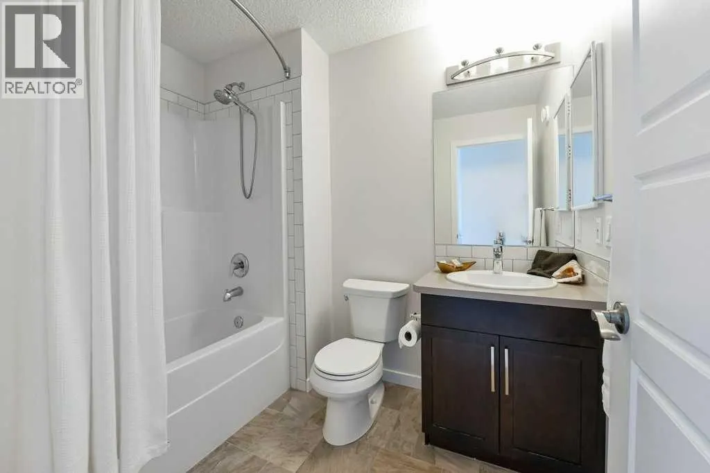 28 Auburn Glen Close SE