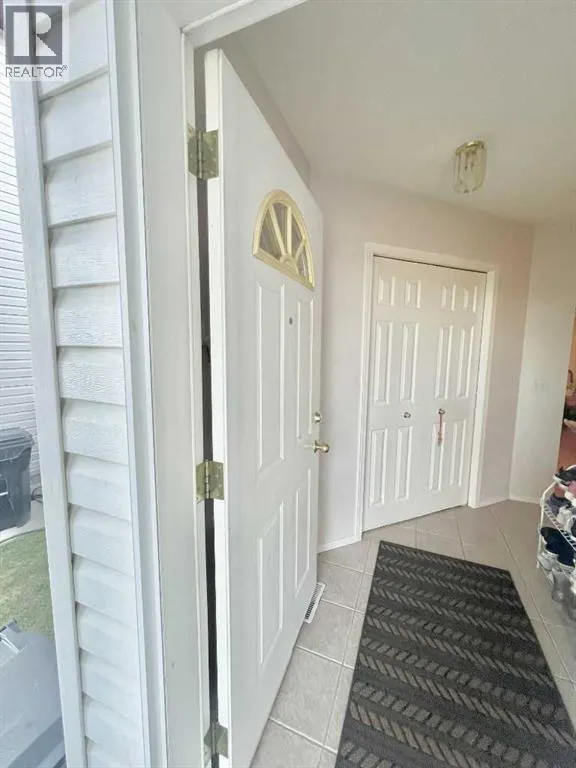 272 Applestone Park SE