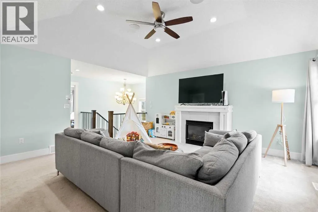 148 Baysprings Court SW