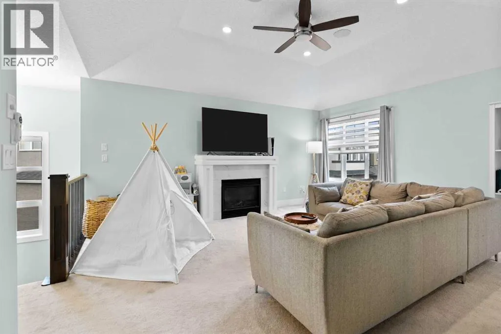 148 Baysprings Court SW