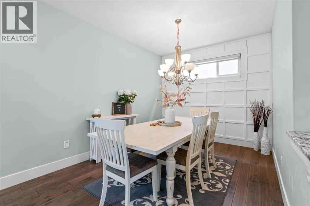148 Baysprings Court SW