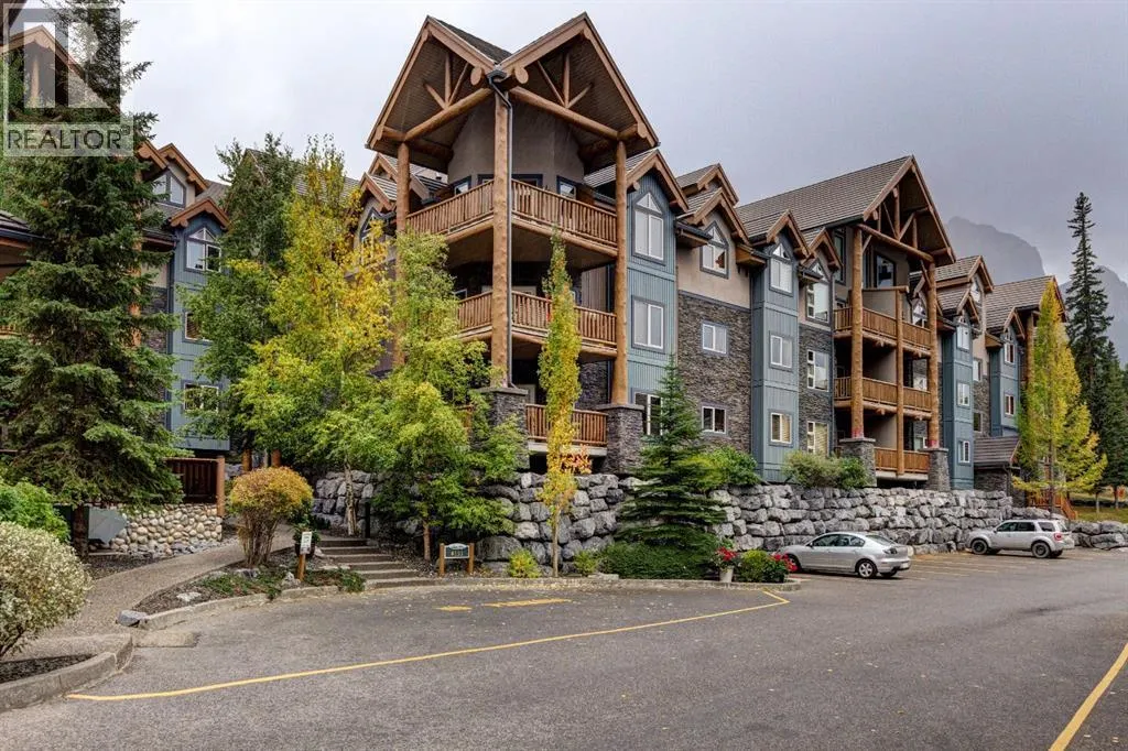 215, 155 Crossbow Place