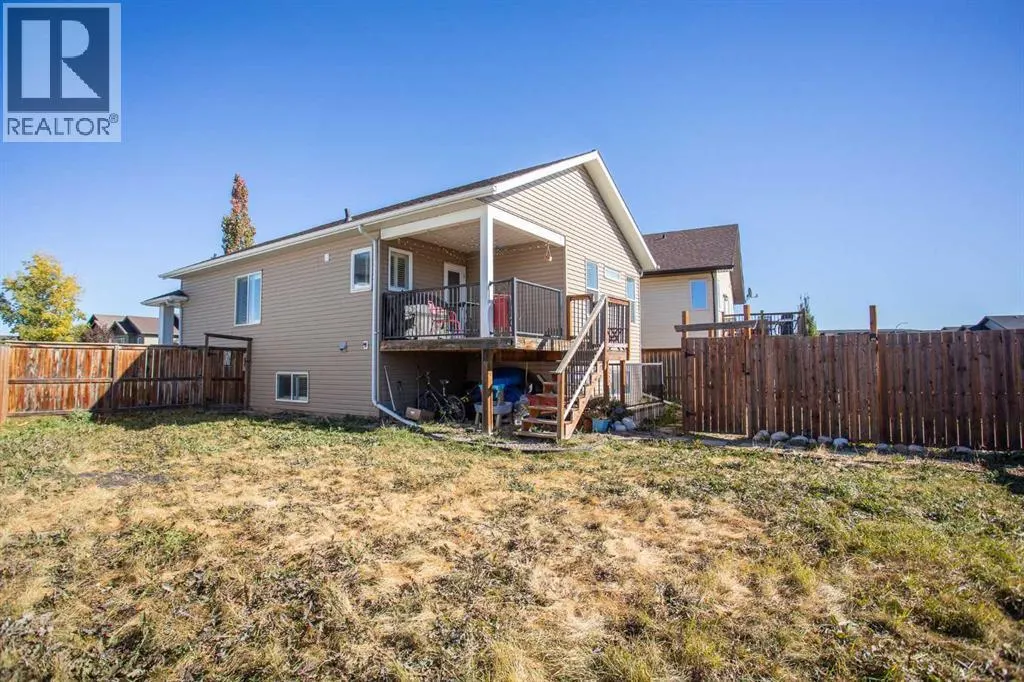 44 Mackenzie Crescent