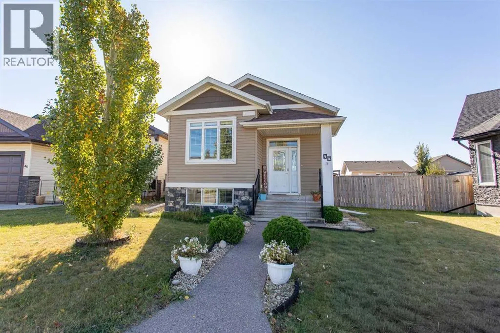 44 Mackenzie Crescent