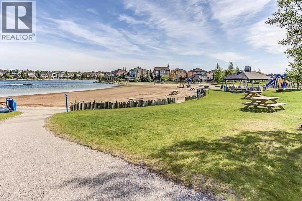 3201, 92 Crystal Shores Road