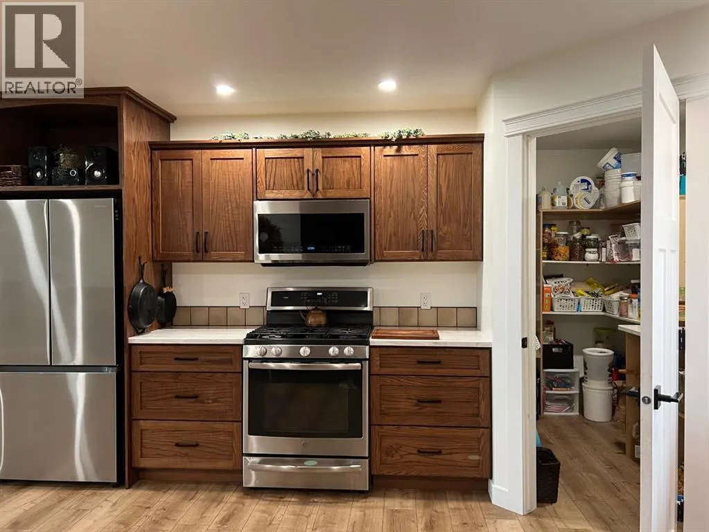 92008 Range Road 195