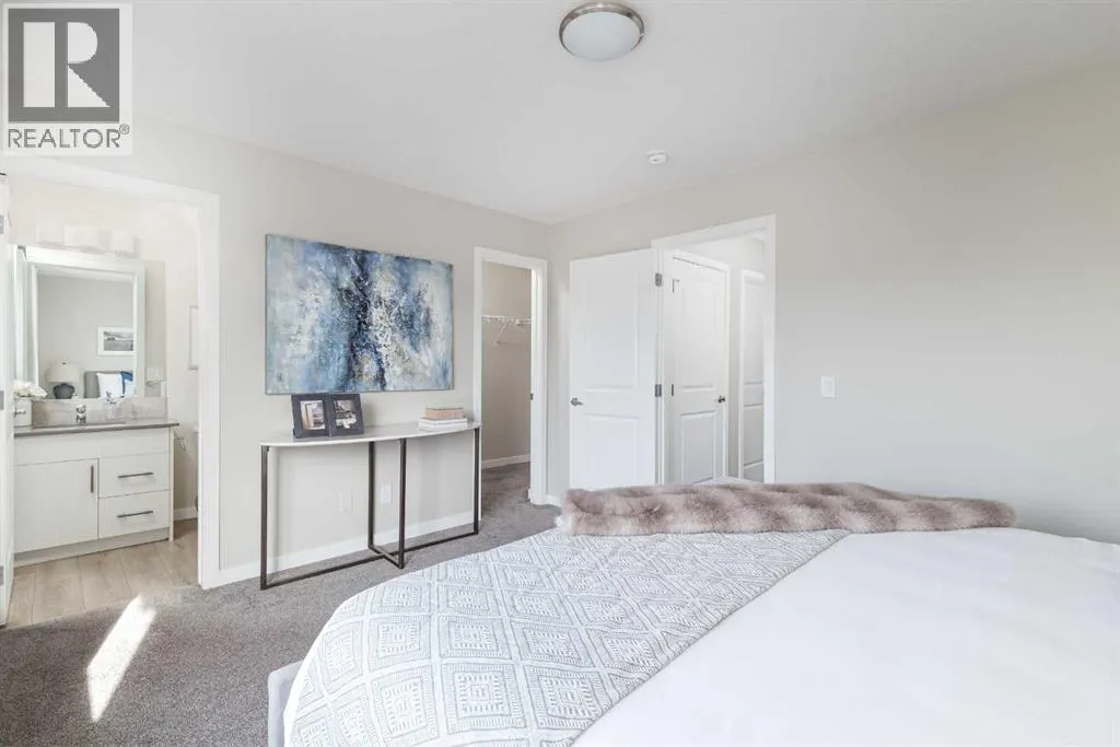 25 Sunrise Way