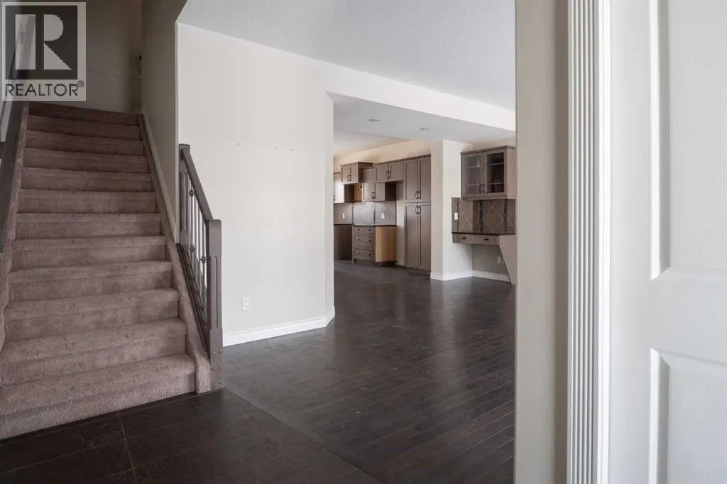 458 Walnut Crescent