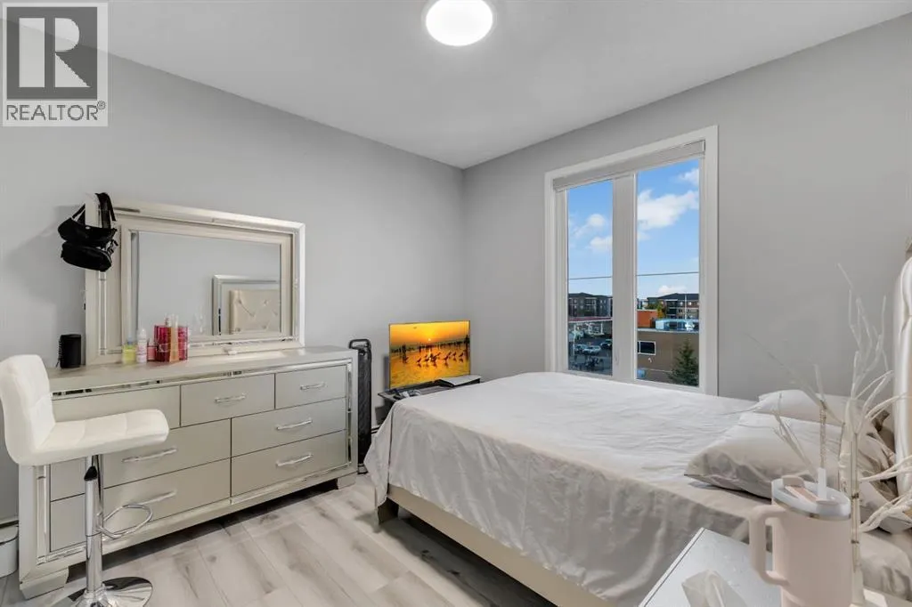 1422, 1400 Taradale Drive NE