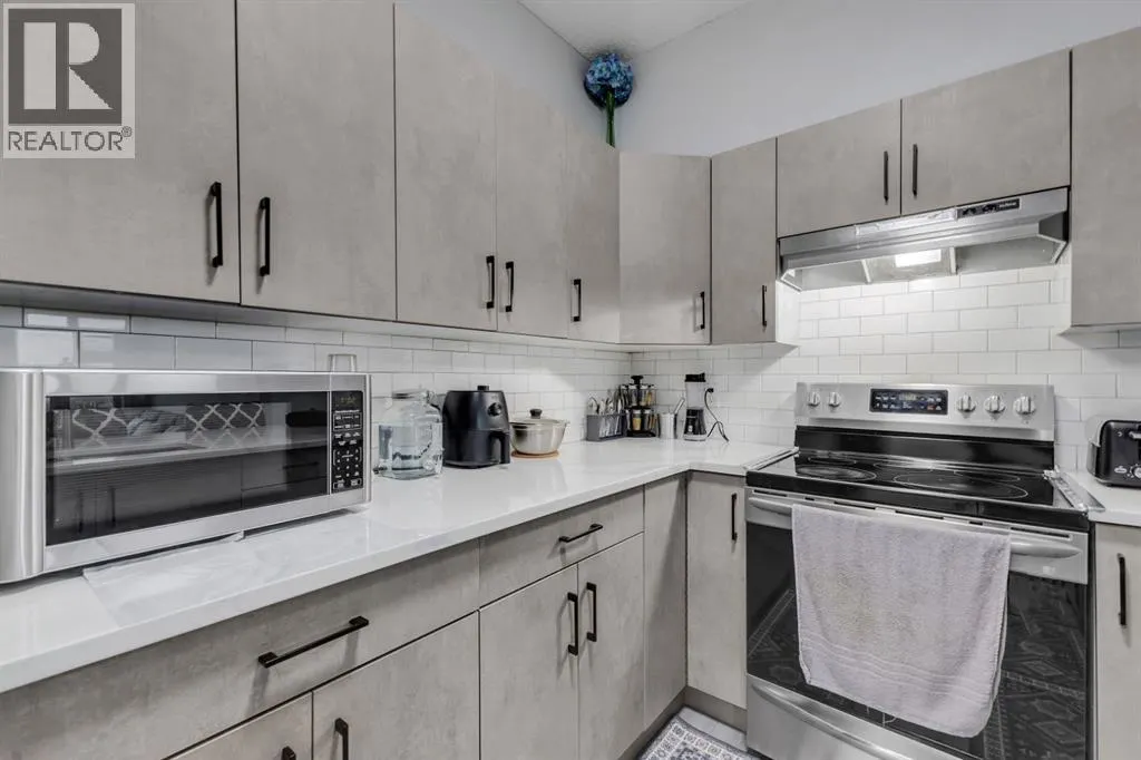 1422, 1400 Taradale Drive NE