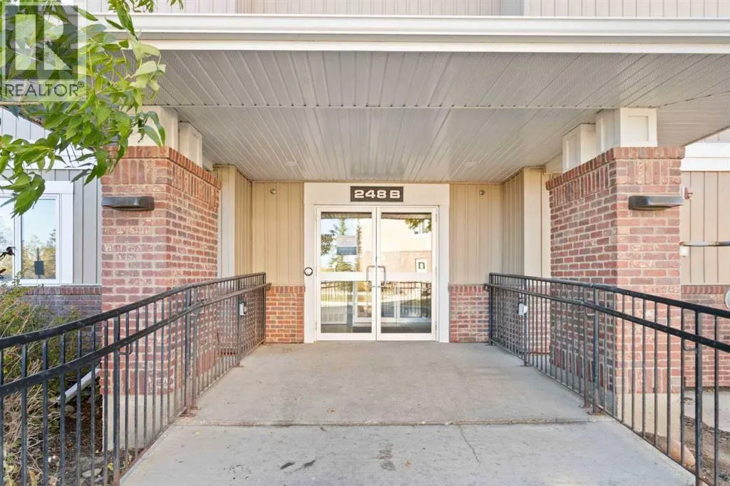 105, 248B Grosbeak Way