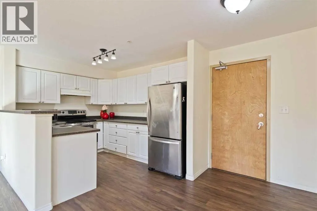 105, 248B Grosbeak Way