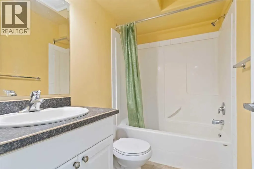 105, 248B Grosbeak Way