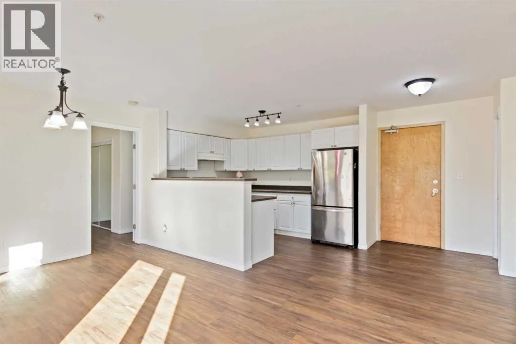 105, 248B Grosbeak Way