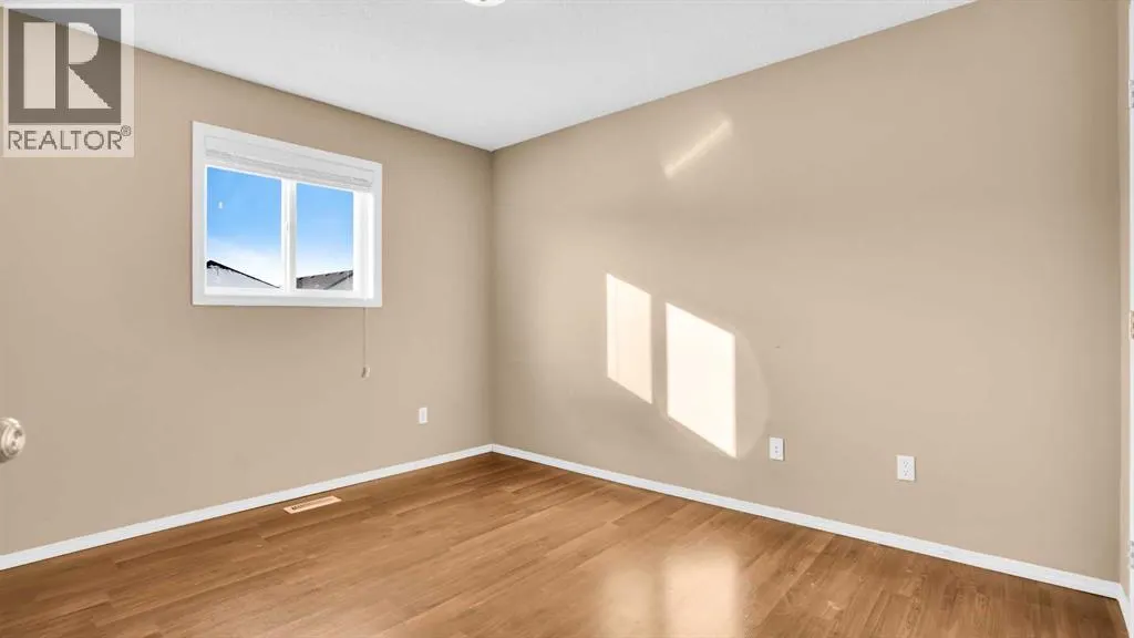 40 saddlefield Road NE