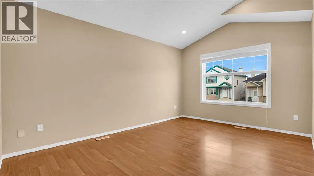 40 saddlefield Road NE
