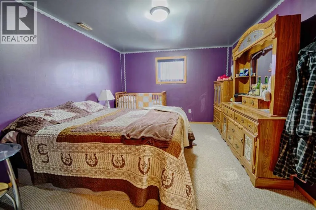 406 A Pioneer Crescent Crescent