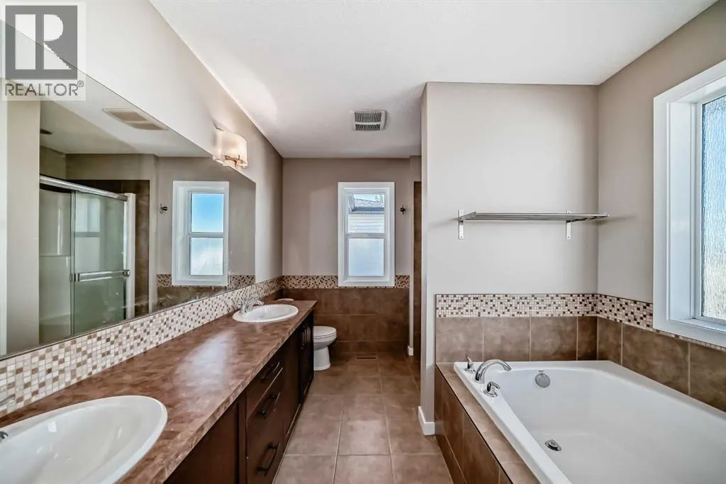 144 REUNION Grove NW