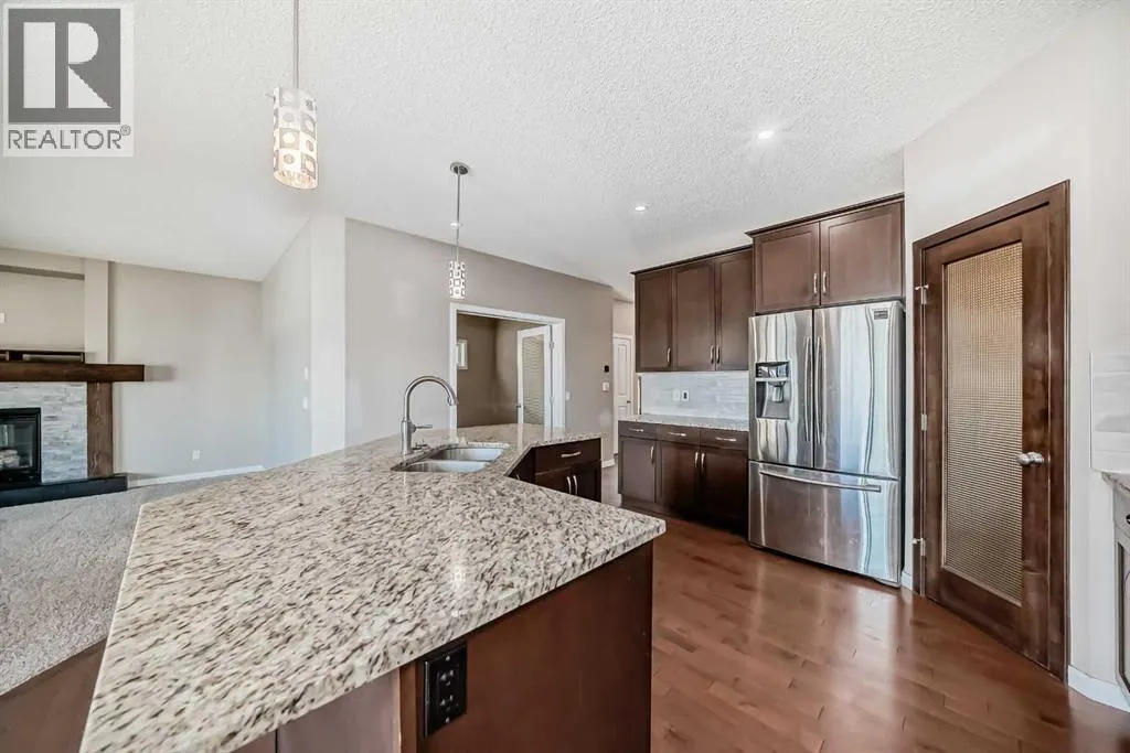 144 REUNION Grove NW
