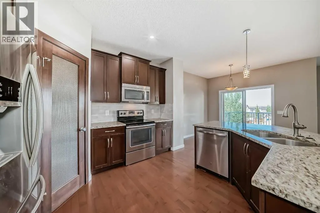 144 REUNION Grove NW