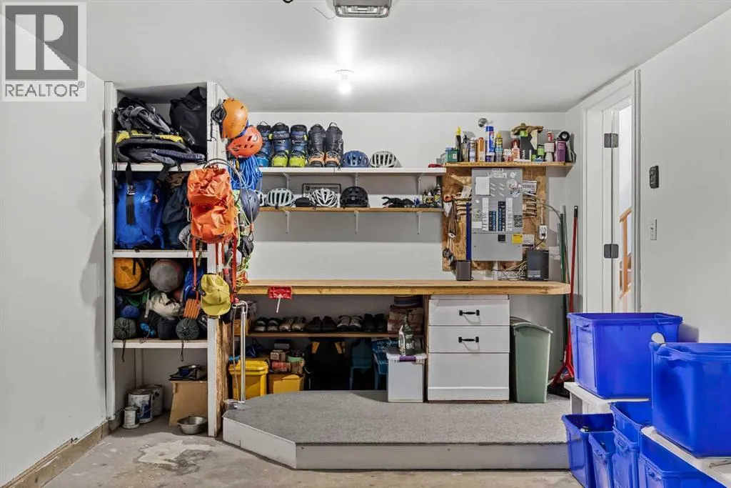 13, 1022 Rundleview Drive
