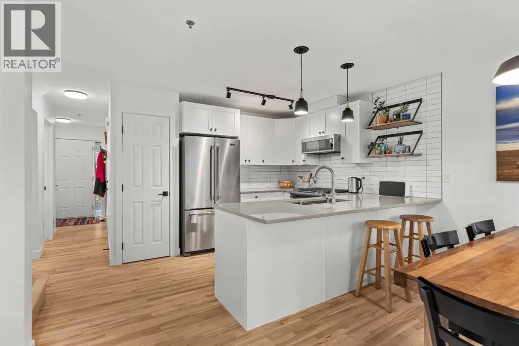 13, 1022 Rundleview Drive