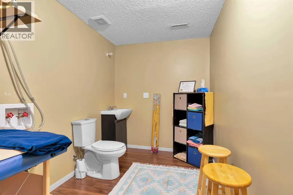 14 Windstone Lane SW
