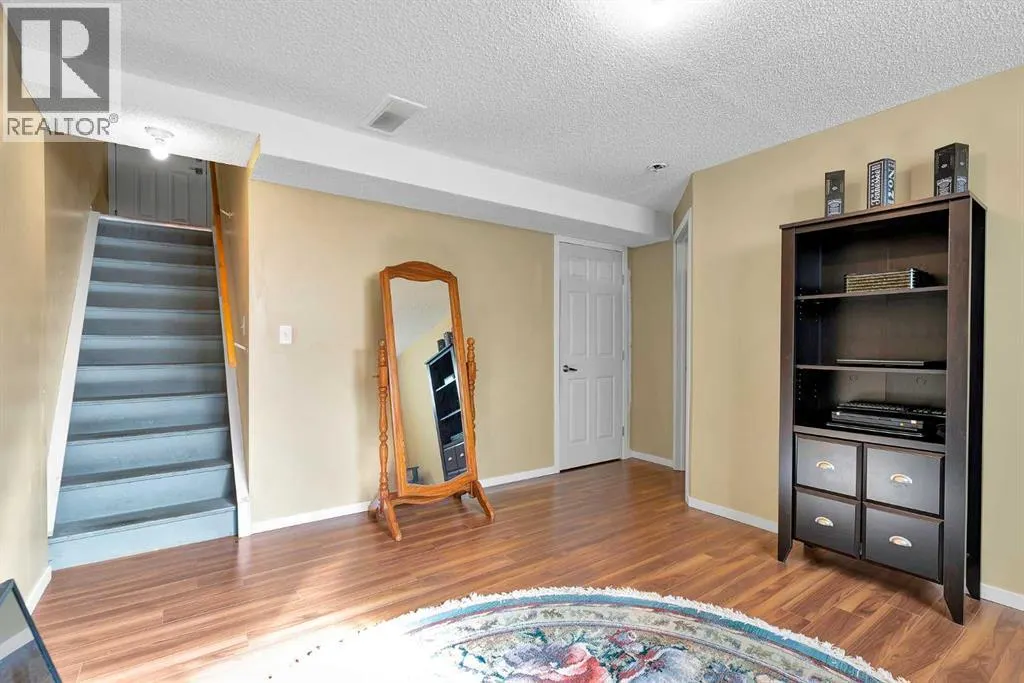 14 Windstone Lane SW