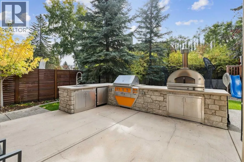1307 Baldwin Crescent SW