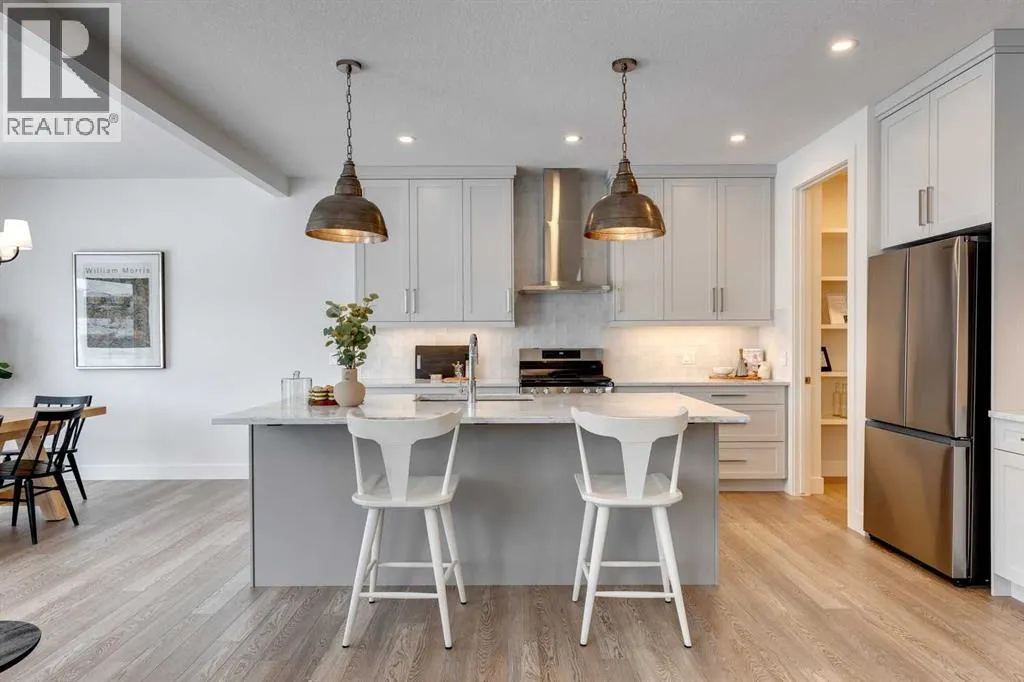 396 Rivercrest View