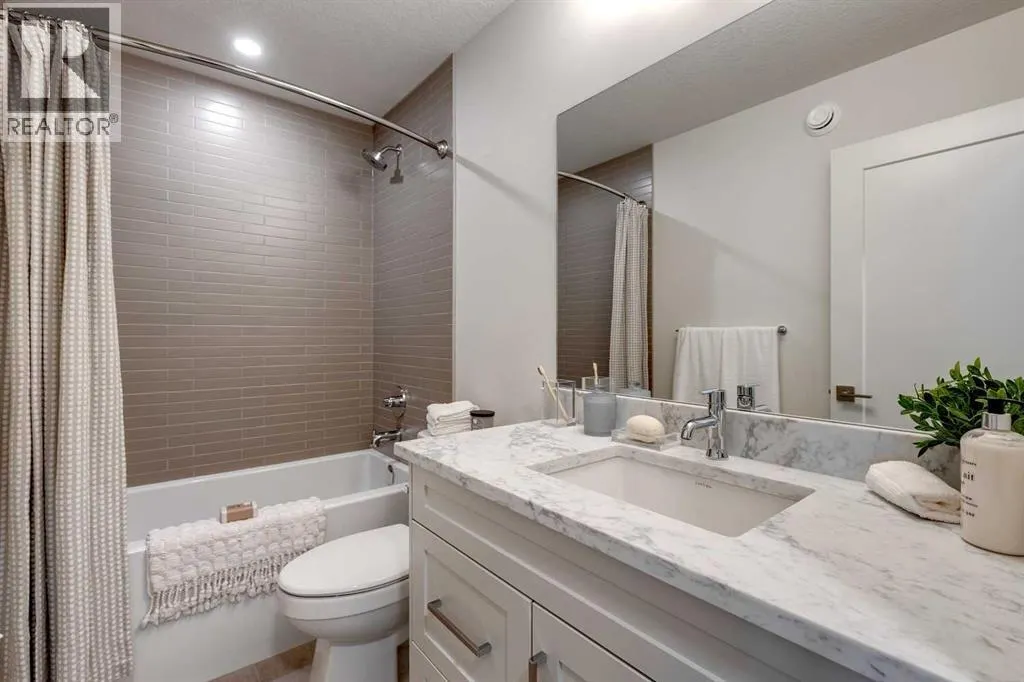 396 Rivercrest View